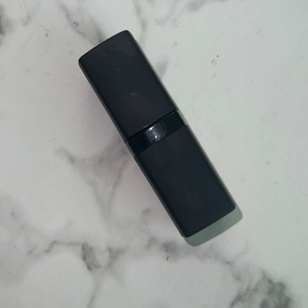 Barry M 129 palest lavender lipstick - Picture 2 of 4